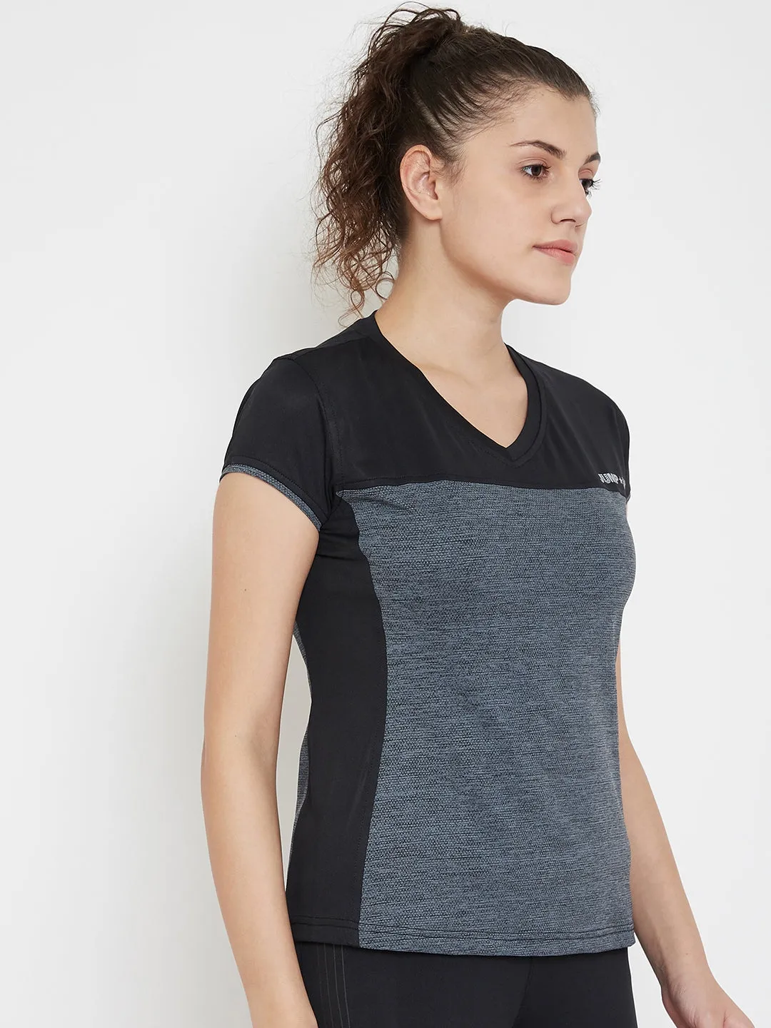JUMP USA Women Black & Grey V-Neck Training T-shirt